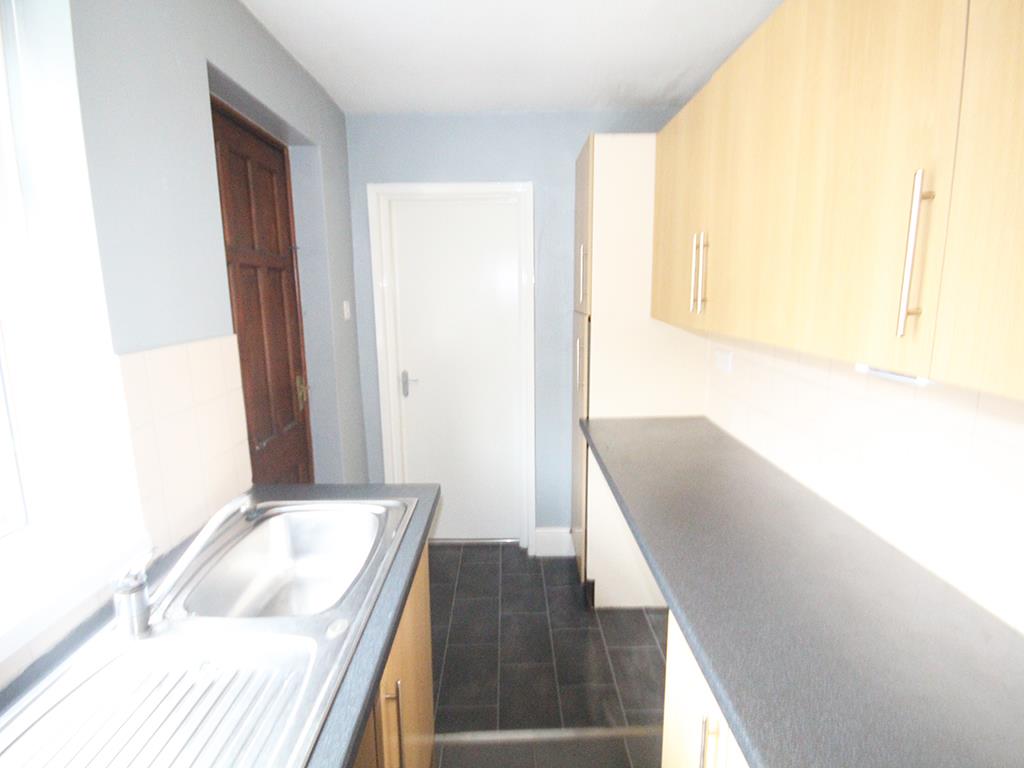 2 bedroom mid terrace house To Let in Barnoldswick - IMG_5531.jpg